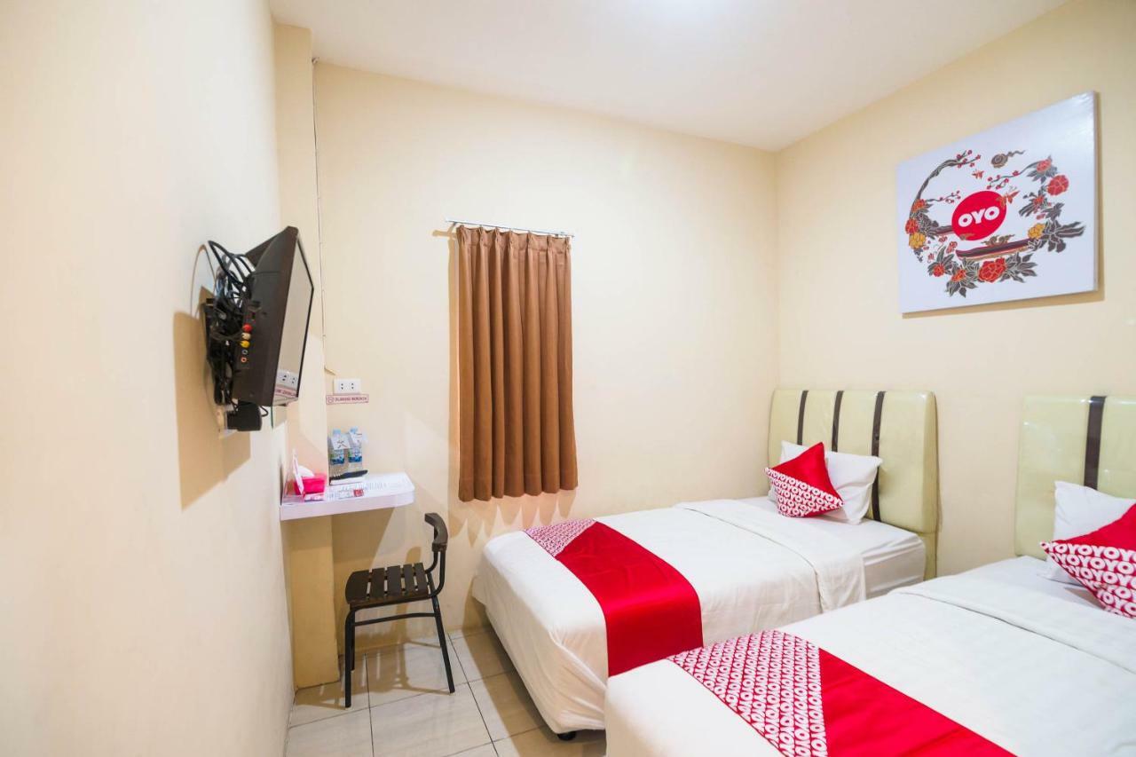 Sentosa Guest House Понтианак Екстериор снимка