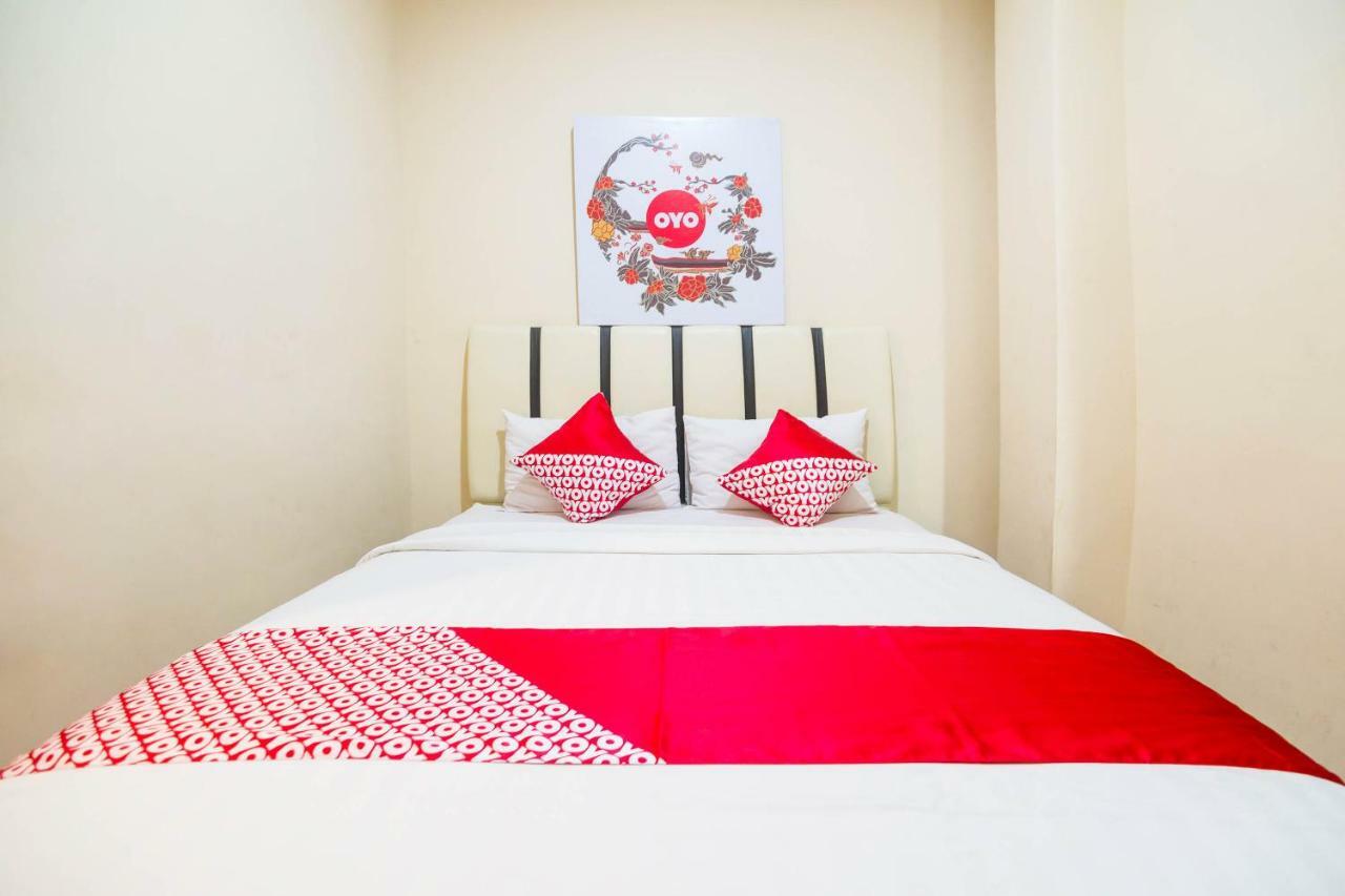 Sentosa Guest House Понтианак Екстериор снимка