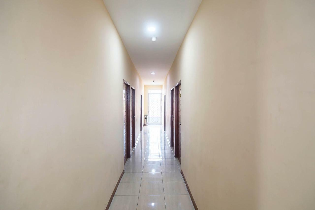 Sentosa Guest House Понтианак Екстериор снимка
