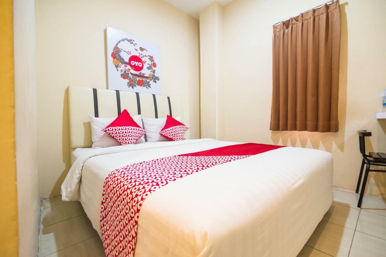 Sentosa Guest House Понтианак Екстериор снимка