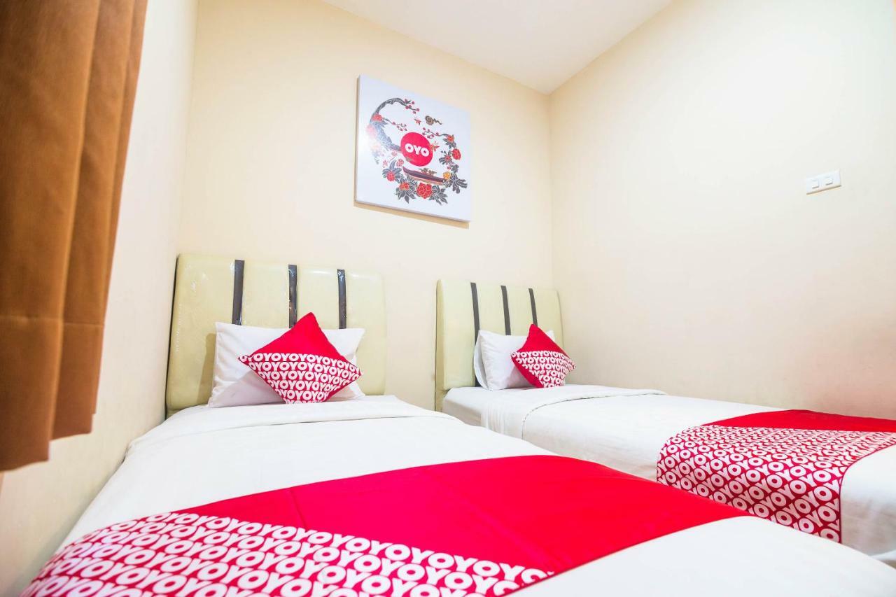 Sentosa Guest House Понтианак Екстериор снимка
