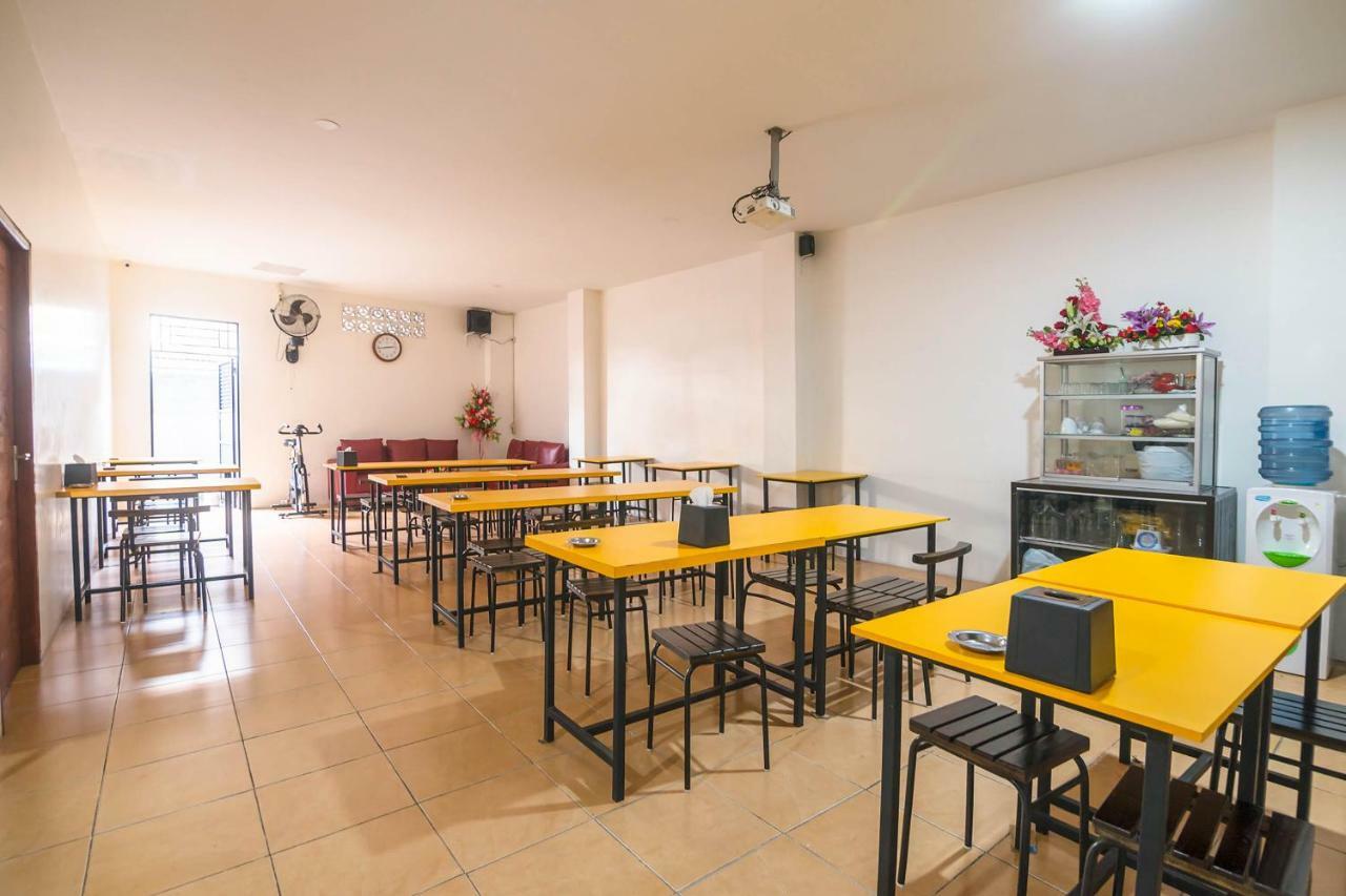 Sentosa Guest House Понтианак Екстериор снимка