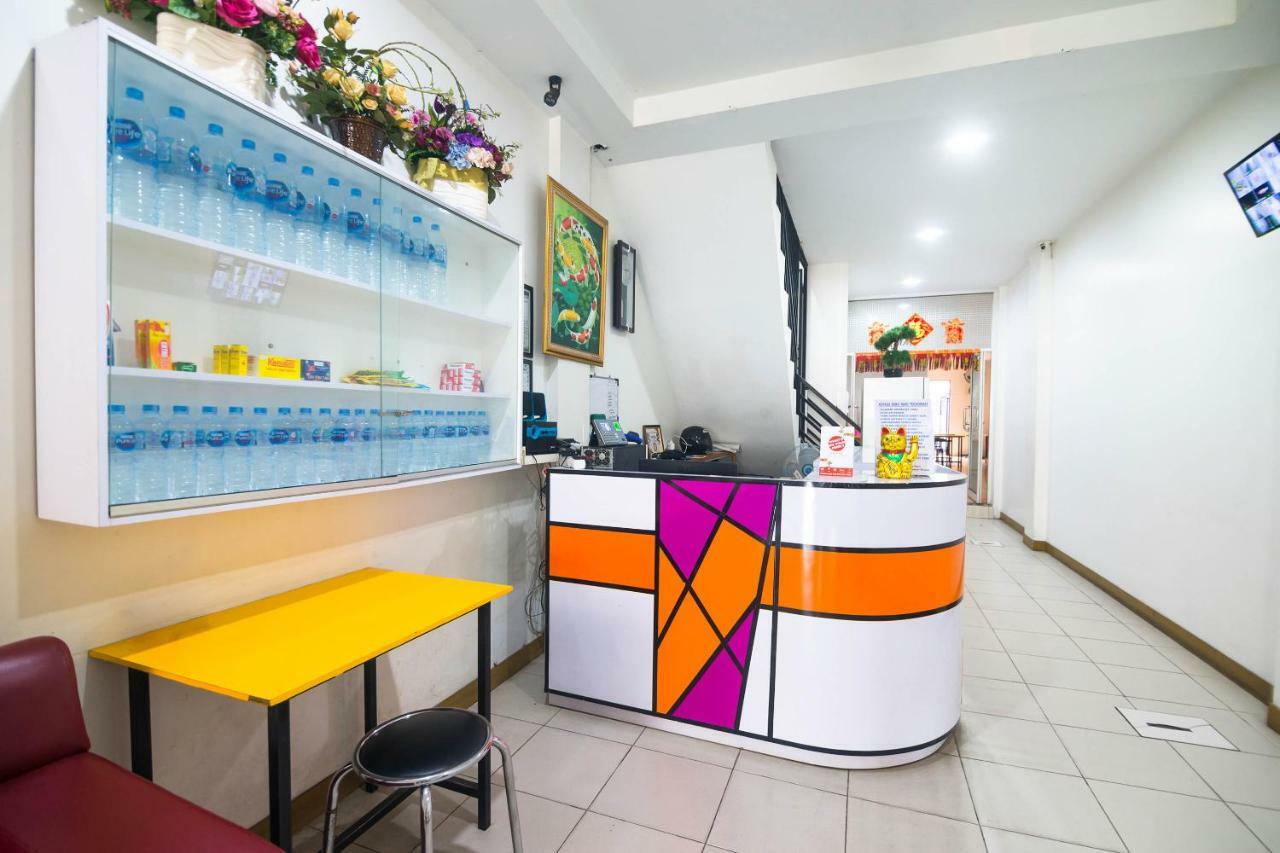 Sentosa Guest House Понтианак Екстериор снимка